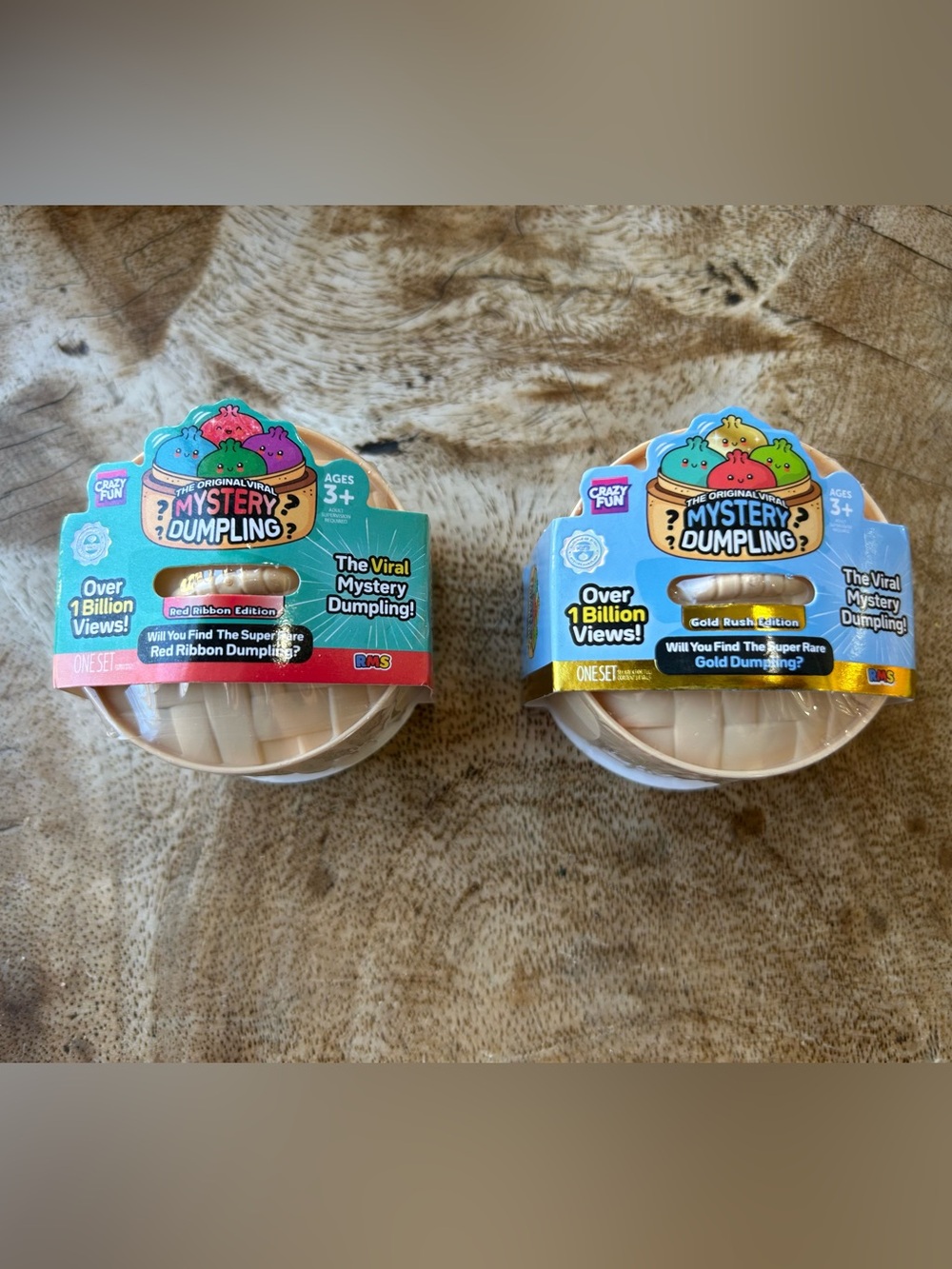 Mini Squishy Mystery
Series 1 Dumpling 🥟 Set of 2 (Red Ribbon & Gold Edition)